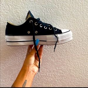 Platform converse